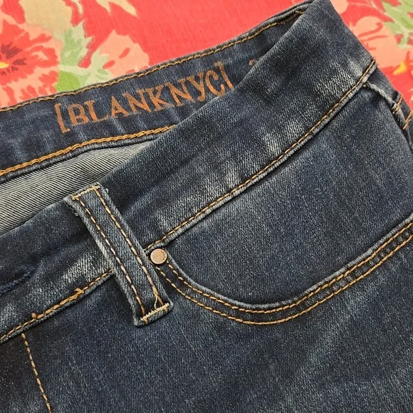 Blank NYC Low Rise Skinny Jeans Ankle Crop Length Size 26 - Picture 12 of 13
